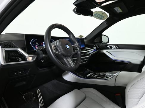 Certified 2024 BMW X5 xDrive40i w/ M Sport Package image 15