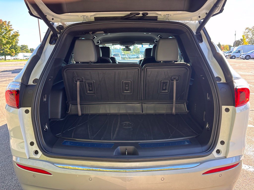 Used 2023 Buick Enclave Essence w/ Trailering Package, 5000 lbs. FWD image 26