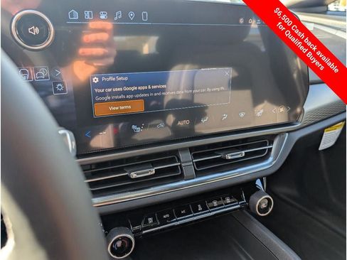 New 2026 Chevrolet Equinox EV LT w/ Comfort Package image 21