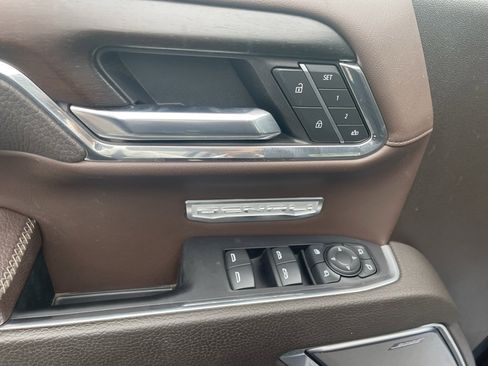 Used 2024 GMC Sierra 1500 Denali w/ Denali Reserve Package image 13