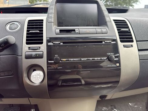 Used 2009 Toyota Prius w/ Pkg 6 FWD image 23