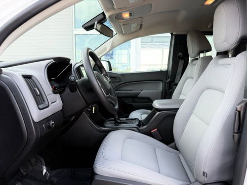 Used 2018 Chevrolet Colorado W/T w/ WT Convenience Package image 16