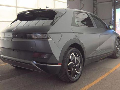 Used 2024 Hyundai Ioniq 5 SEL image 5