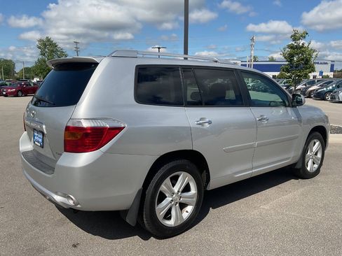 Used 2010 Toyota Highlander Limited AWD/4WD image 7