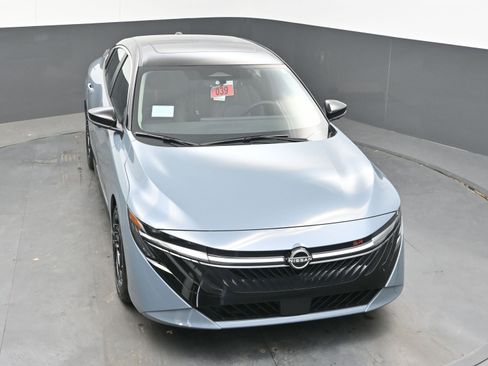 New 2026 Nissan Sentra SR FWD image 33