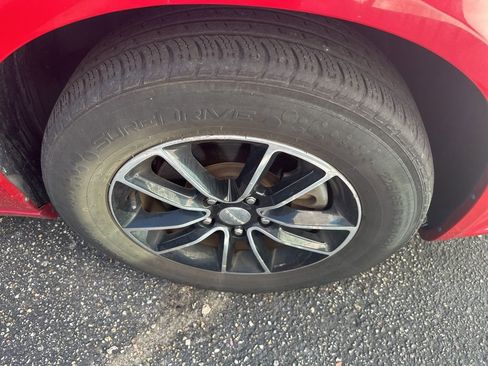 Used 2015 Dodge Grand Caravan SE w/ Quick Order Package 29E SE image 9