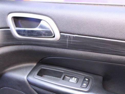 Used 2020 Jeep Grand Cherokee Altitude image 9