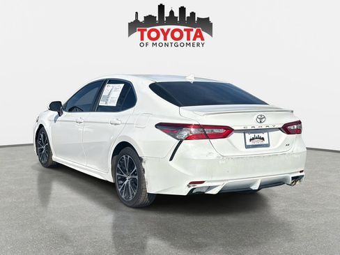 Used 2019 Toyota Camry SE image 6