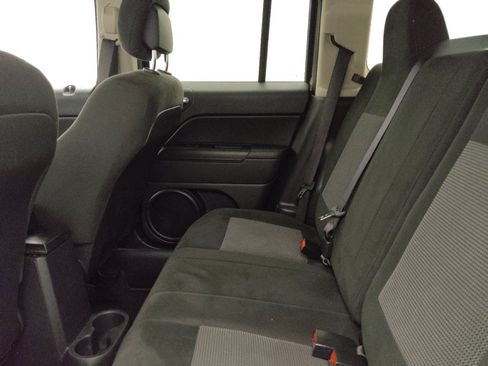 Used 2017 Jeep Patriot Sport w/ Power Value Group image 18