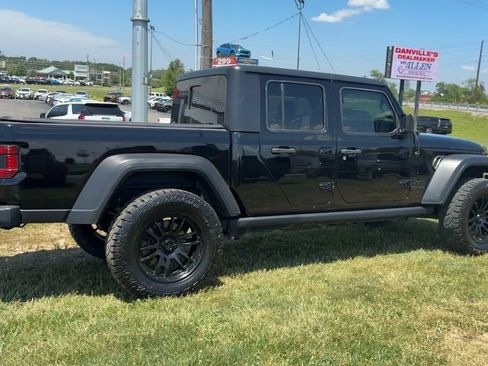 Used 2020 Jeep Gladiator Sport w/ Quick Order Package 24S AWD/4WD image 7