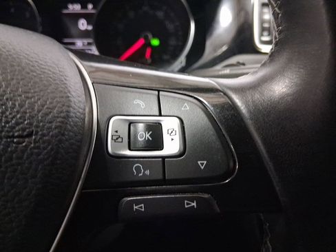 Used 2018 Volkswagen Jetta SEL FWD image 23