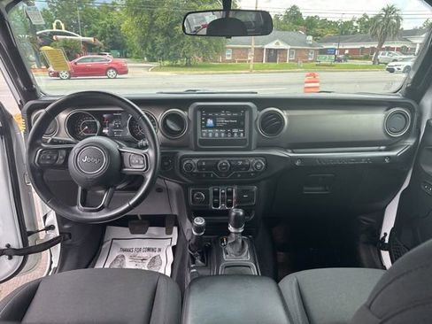 Used 2018 Jeep Wrangler Unlimited Sport S AWD/4WD image 13