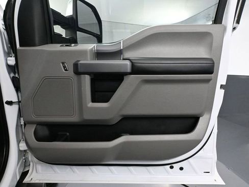 Used 2020 Ford F150 XLT w/ XTR Package image 41