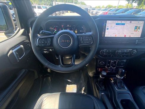 Used 2024 Jeep Wrangler Unlimited Rubicon 4xe AWD/4WD image 5