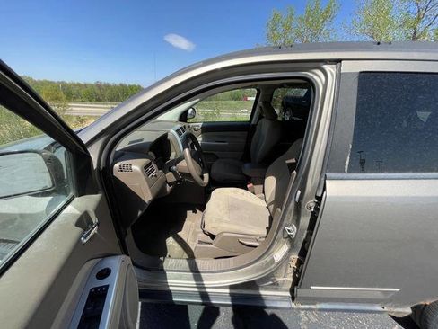 Used 2008 Jeep Compass Sport AWD/4WD image 21