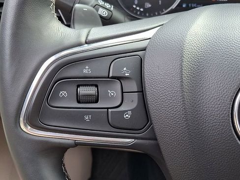 Used 2023 Buick Envision Avenir AWD/4WD image 22