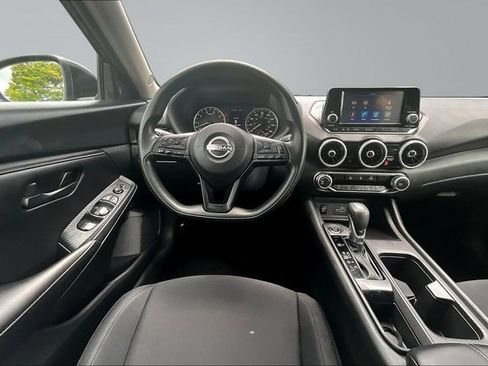 Used 2024 Nissan Sentra S FWD image 8