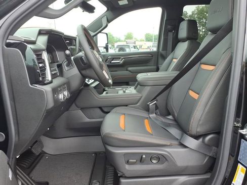 New 2026 GMC Sierra 2500 AT4 w/ Max Trailering Package AWD/4WD image 12