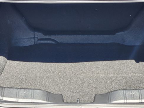 Used 2020 Chevrolet Camaro LT w/ Technology Package image 12