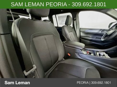 New 2027 Jeep Grand Cherokee Laredo X AWD/4WD image 27