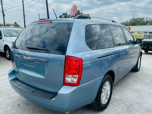 Used 2012 Kia Sedona LX w/ PWR Pkg FWD image 4