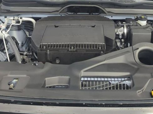 New 2026 Honda Pilot Sport image 9