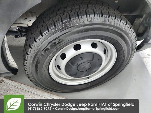 Used 2019 Ford Transit 150 XL image 34