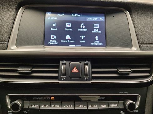 Used 2018 Kia Optima LX w/ 17" Alloy Wheels Package FWD image 25