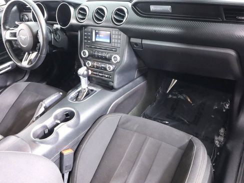 Used 2018 Ford Mustang Coupe image 35