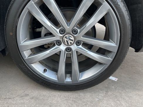 Used 2017 Volkswagen Passat 1.8T R-Line w/ R-Line Lighting Package FWD image 25
