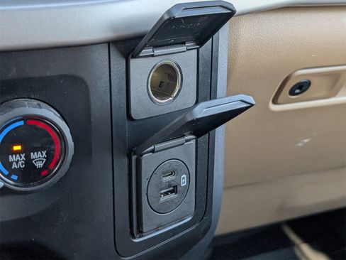 Used 2023 Ford F150 XLT image 19