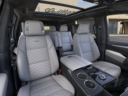 New 2026 Cadillac Escalade V w/ LPO, ONYX Package AWD/4WD image 16