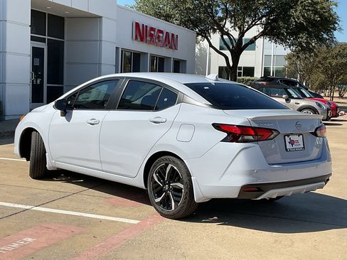 New 2025 Nissan Versa SR w/ Trunk Package image 7