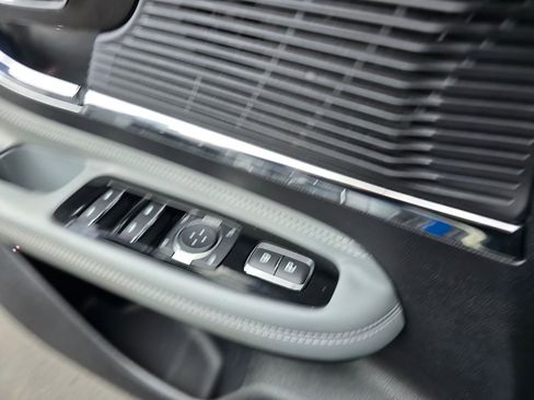 Used 2020 Lincoln Corsair Standard w/ Premium Package image 54