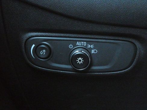 Used 2024 Chevrolet Equinox LT image 13