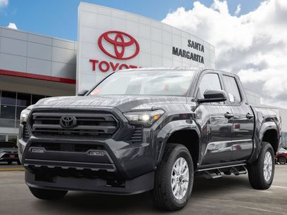 New 2026 Toyota Tacoma SR5