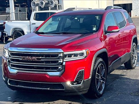 Used 2022 GMC Acadia SLT w/ Preferred Package FWD image 7