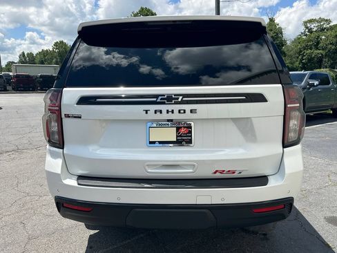 Used 2024 Chevrolet Tahoe RST w/ Luxury Package RWD image 7