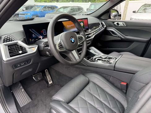 Used 2026 BMW X6 xDrive40i w/ Climate Comfort Package AWD/4WD image 21