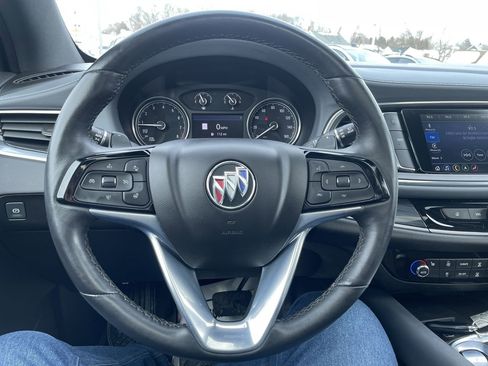 Used 2022 Buick Enclave Essence w/ Experience Buick Package image 18