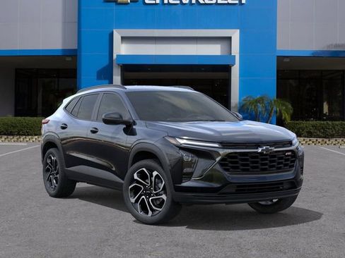 New 2025 Chevrolet Trax RS w/ Driver Confidence Package image 8