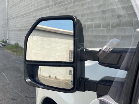 Used 2023 Ford F350 Lariat w/ Lariat Ultimate Package AWD/4WD image 12