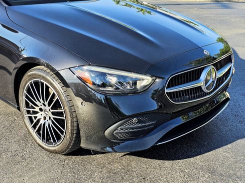 Used 2023 Mercedes-Benz C 300 4MATIC Sedan image 4