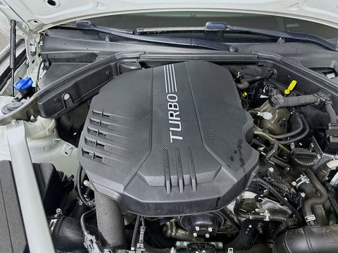 Used 2023 Genesis G70 3.3T w/ Sport Prestige Package image 9