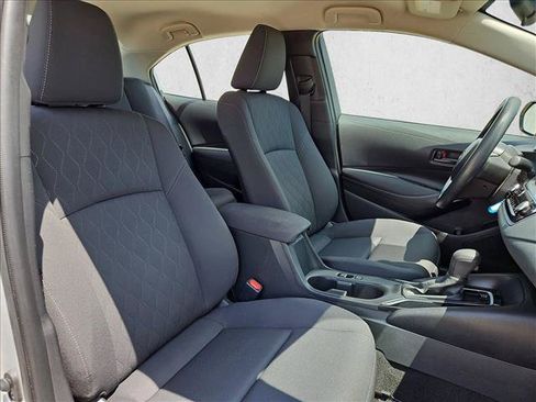 Used 2024 Toyota Corolla LE FWD image 20