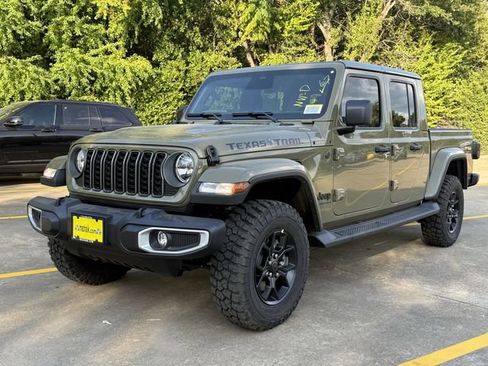 New 2026 Jeep Gladiator Sport image 4
