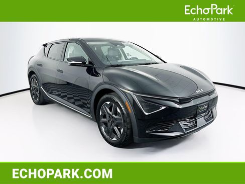 Used 2025 Kia EV6 Light RWD image 1