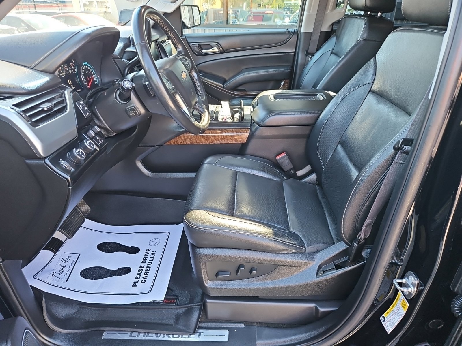 Used 2017 Chevrolet Suburban Premier AWD/4WD image 13