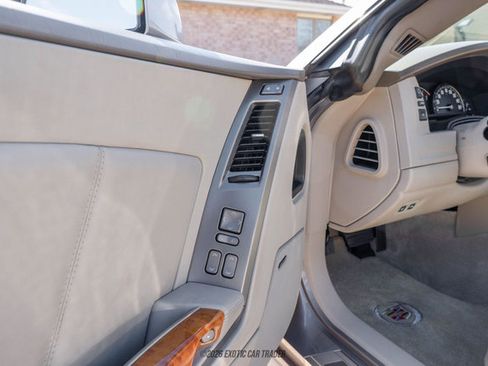 Used 2004 Cadillac XLR image 37