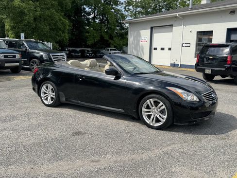 Used 2010 INFINITI G37 Sport w/ Premium Pkg image 7
